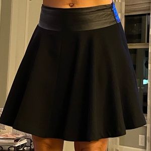 Designer Leather band waist mini skirt